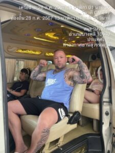 BaanThaiTourAndTravel.co.th บริการรถเช่าพร้อมคนขับ 61 268474
